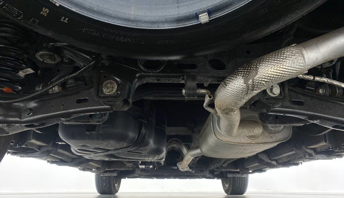 2021 Mahindra XUV700 AX 7 P AT 7 STR, Petrol, Automatic, 11,173 km, Rear Underbody
