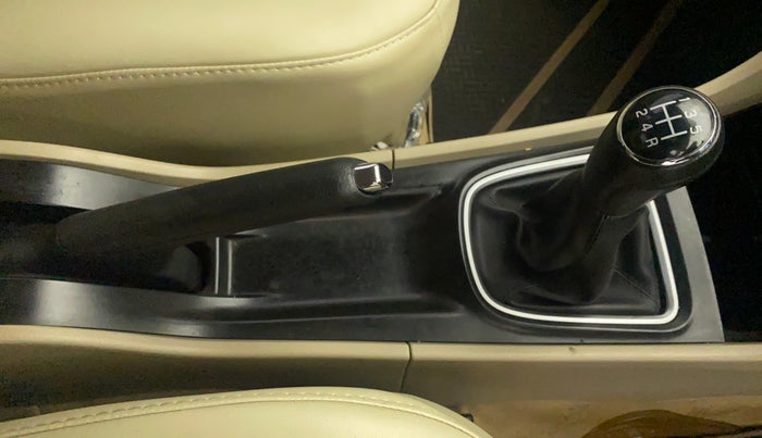 2021 Maruti Ciaz DELTA 1.5 SHVS MT PETROL, Petrol, Manual, 31,045 km, Gear Lever