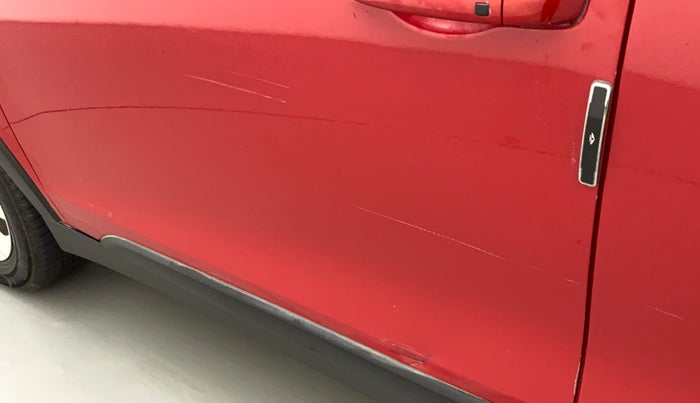 2019 Mahindra XUV300 W8 1.5 DIESEL, Diesel, Manual, 86,481 km, Front passenger door - Minor scratches