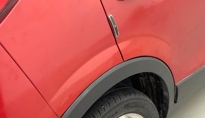 2019 Mahindra XUV300 W8 1.5 DIESEL, Diesel, Manual, 86,481 km, Right quarter panel - Minor scratches
