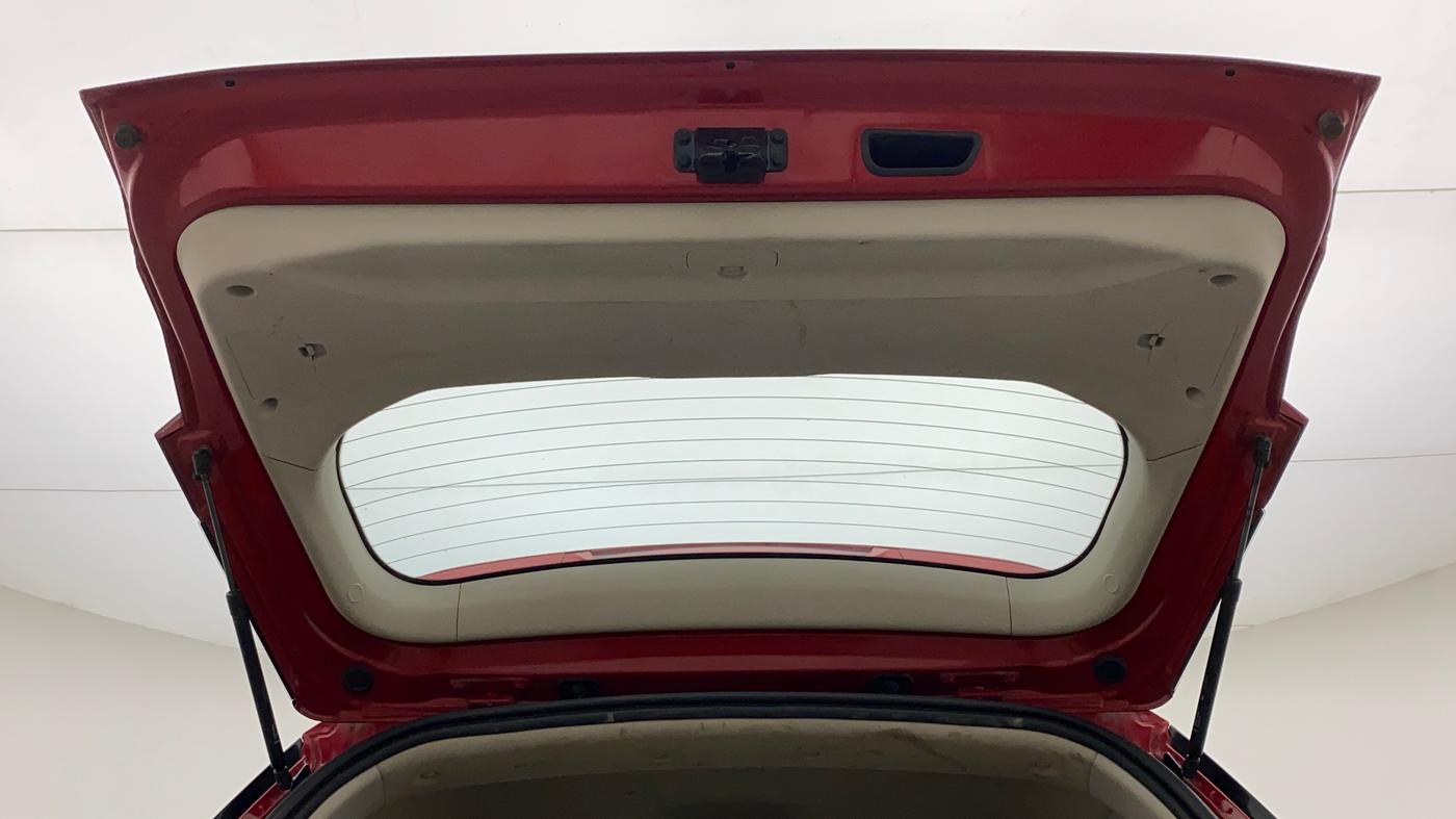 2019 Mahindra XUV300 W8 1.5 DIESEL, Diesel, Manual, 86,481 km, Boot Door Open
