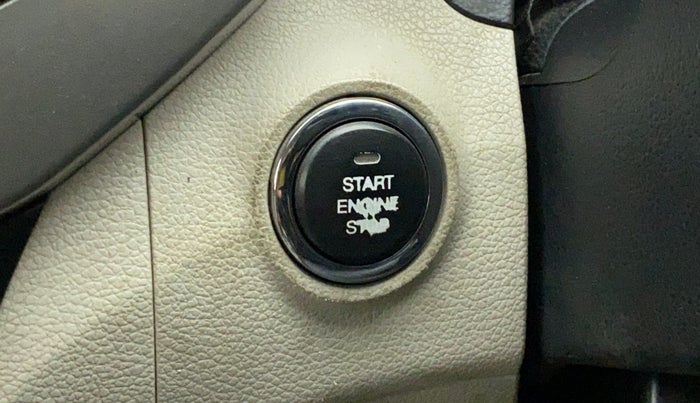 2019 Mahindra XUV300 W8 1.5 DIESEL, Diesel, Manual, 86,481 km, Keyless Start/ Stop Button