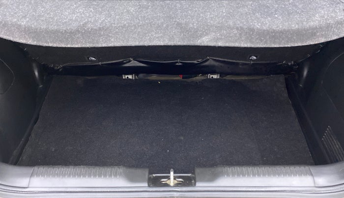 2018 Maruti Swift VDI, Diesel, Manual, 53,022 km, Boot Inside