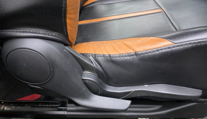 2018 Maruti Swift VDI, Diesel, Manual, 53,022 km, Driver Side Adjustment Panel