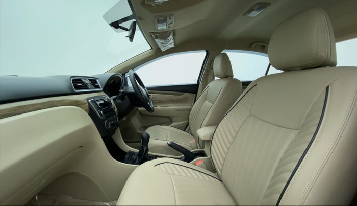 2021 Maruti Ciaz SIGMA 1.5 SHVS MT  PETROL, Petrol, Manual, 15,011 km, Right Side Front Door Cabin