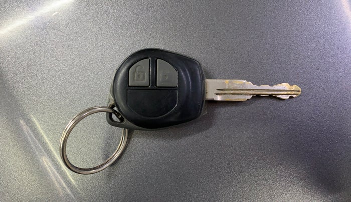 2014 Maruti Wagon R 1.0 VXI, Petrol, Manual, 73,768 km, Key Close Up