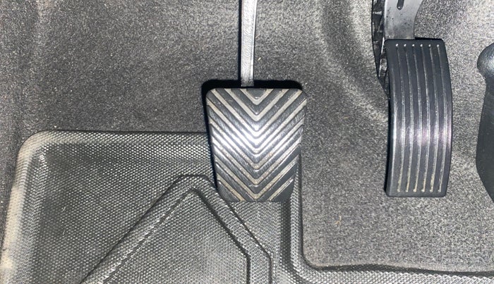 2020 Hyundai VENUE SX 1.0 TURBO IMT, Petrol, Manual, 82,463 km, Pedals