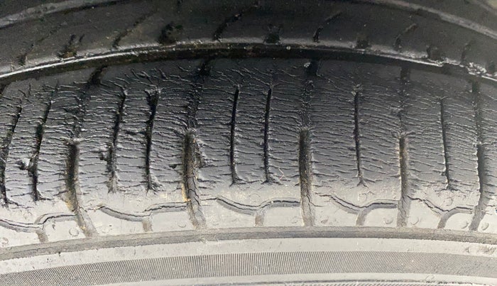 2019 Hyundai NEW SANTRO SPORTZ AMT, Petrol, Automatic, 42,131 km, Right Front Tyre Tread