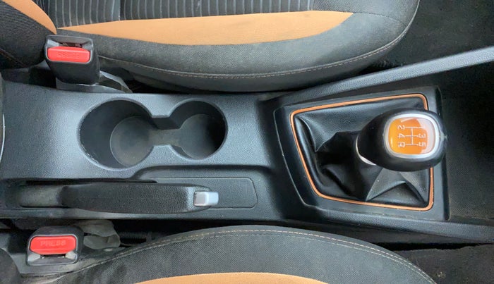 2016 Hyundai i20 Active 1.2 SX, Petrol, Manual, 55,255 km, Gear Lever