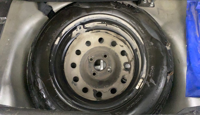 2014 Maruti Swift VXI, Petrol, Manual, 78,090 km, Spare Tyre