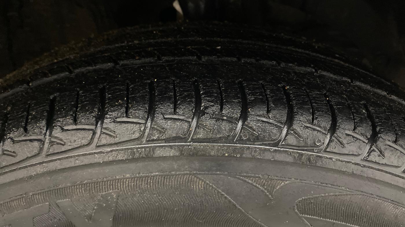2018 Maruti Baleno DELTA PETROL 1.2, Petrol, Manual, 56,648 km, Right Front Tyre Tread