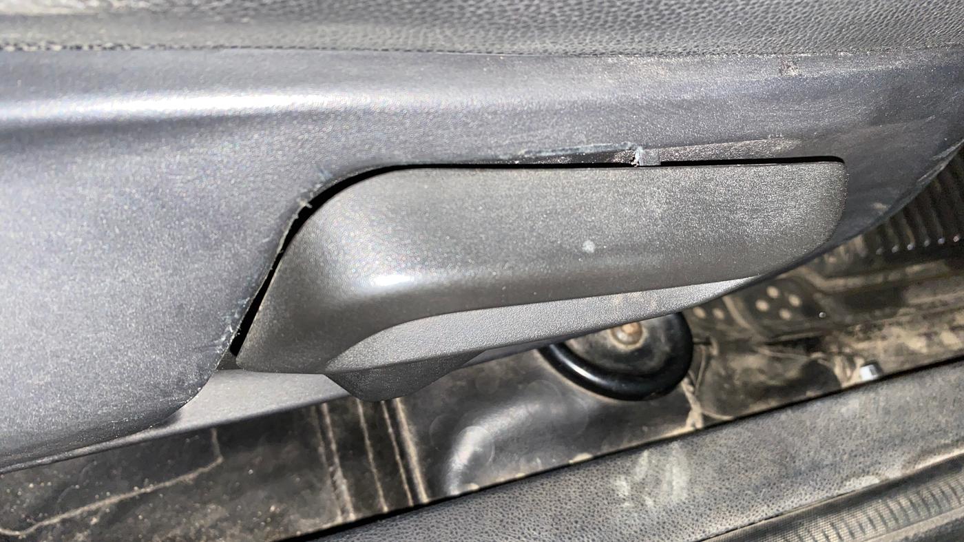 2022 Tata TIGOR XZ PLUS CNG, CNG, Manual, 42,168 km, Driver Side Adjustment Panel