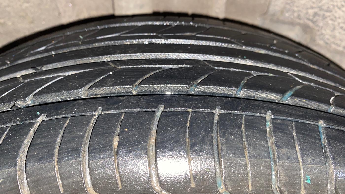 2022 Tata TIGOR XZ PLUS CNG, CNG, Manual, 42,168 km, Right Rear Tyre Tread