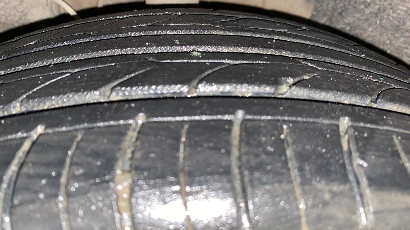 2022 Tata TIGOR XZ PLUS CNG, CNG, Manual, 42,168 km, Left Front Tyre Tread