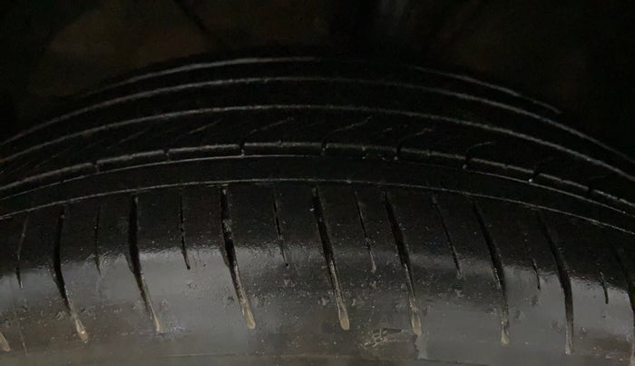 2023 Maruti FRONX DELTA PLUS 1.2L AGS, Petrol, Automatic, 56,789 km, Left Front Tyre Tread