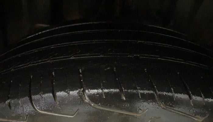 2023 Maruti FRONX DELTA PLUS 1.2L AGS, Petrol, Automatic, 56,789 km, Right Rear Tyre Tread