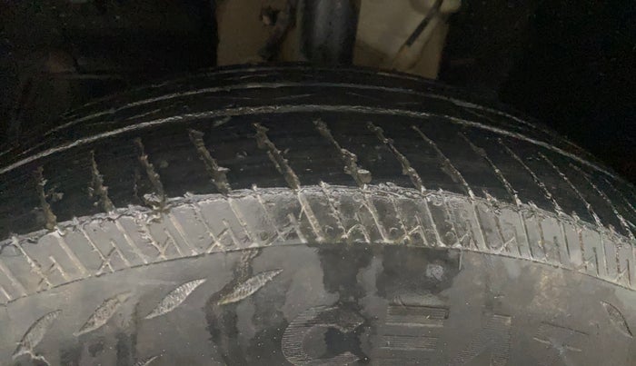 2024 Tata PUNCH PURE MT CNG, CNG, Manual, 53,335 km, Left Front Tyre Tread