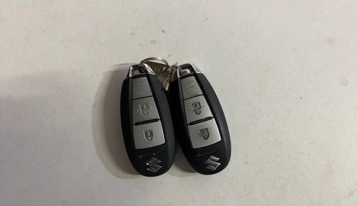 2018 Maruti Baleno ALPHA PETROL 1.2, Petrol, Manual, 68,306 km, Key Close Up