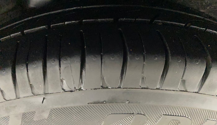 2012 Hyundai i10 SPORTZ 1.2, Petrol, Manual, 53,430 km, Left Rear Tyre Tread