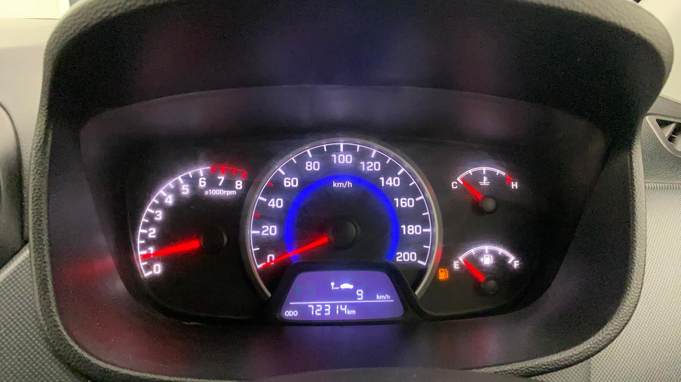 2018 Hyundai Grand i10 SPORTZ 1.2 KAPPA VTVT DUAL TONE, Petrol, Manual, 72,915 km, Odometer Image