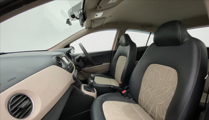 2017 Hyundai Grand i10 SPORTZ 1.2 KAPPA VTVT, Petrol, Manual, 24,086 km, Right Side Front Door Cabin