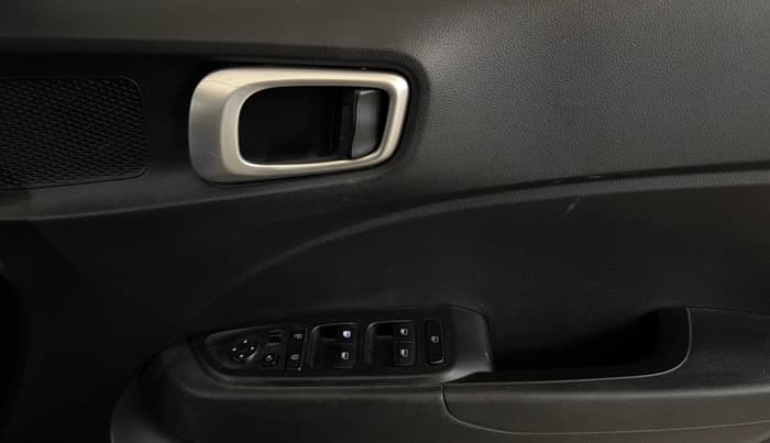 2019 Hyundai VENUE SX PLUS 1.0 TURBO DCT, Petrol, Automatic, 29,264 km, Driver Side Door Panels Control