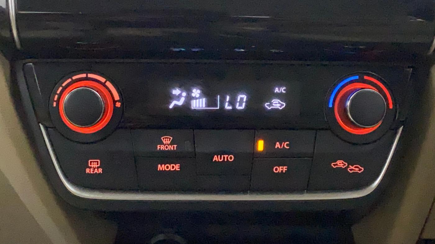 2017 Maruti Dzire ZXI PLUS, Petrol, Manual, 18,097 km, Automatic Climate Control