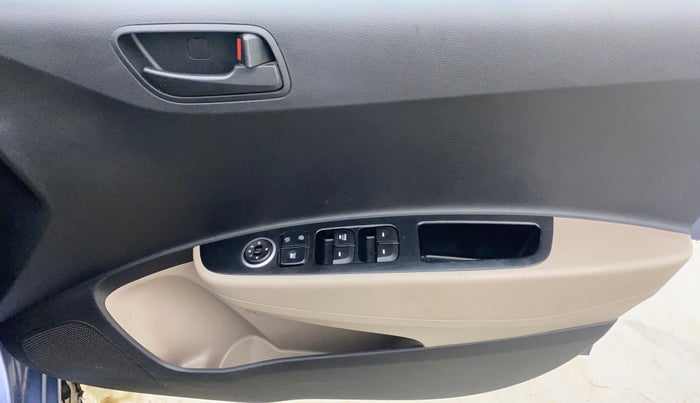 2015 Hyundai Grand i10 MAGNA 1.2 KAPPA VTVT, Petrol, Manual, 49,701 km, Driver Side Door Panels Control