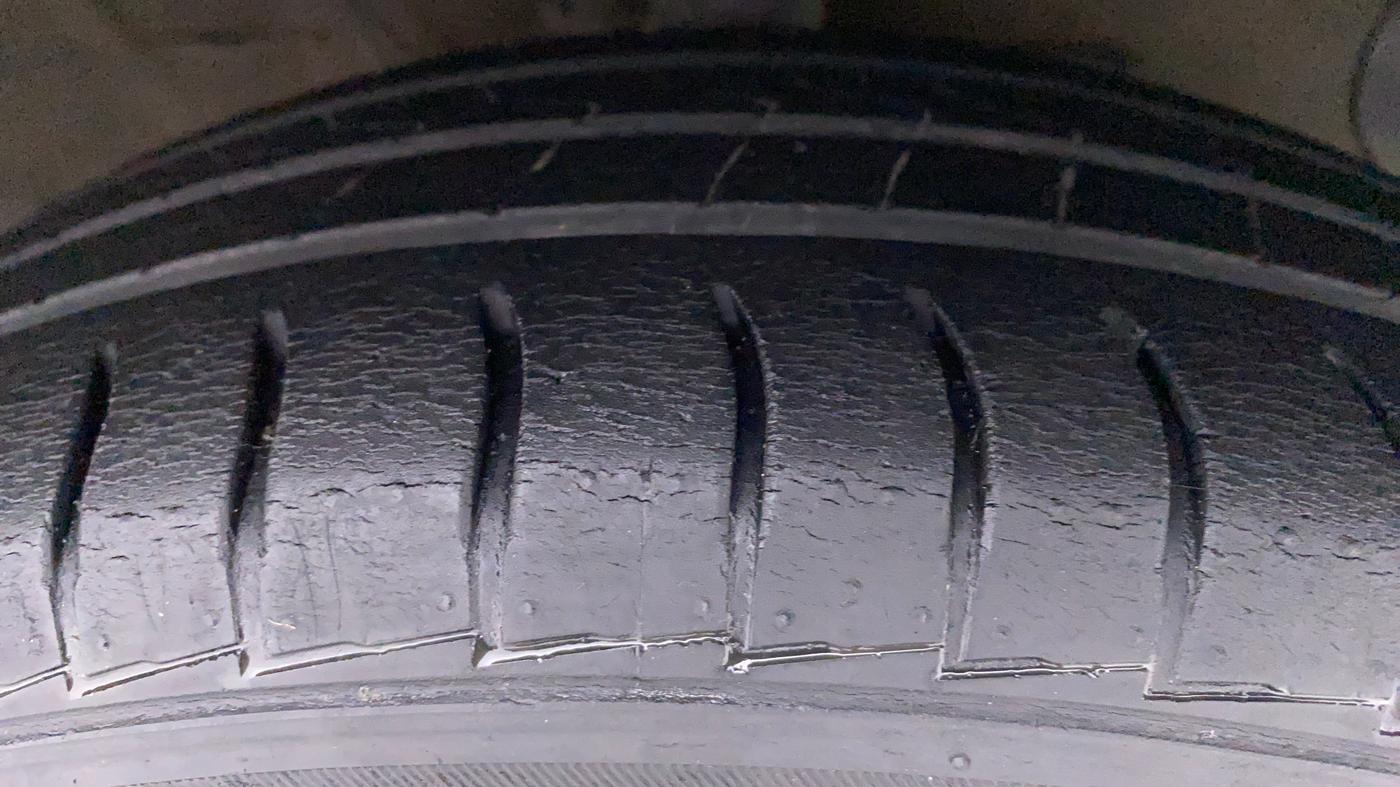 2019 Hyundai NEW SANTRO SPORTZ 1.1, Petrol, Manual, 42,833 km, Right Front Tyre Tread