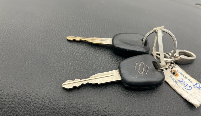 2015 Maruti Wagon R 1.0 LXI, Petrol, Manual, 67,803 km, Key Close Up