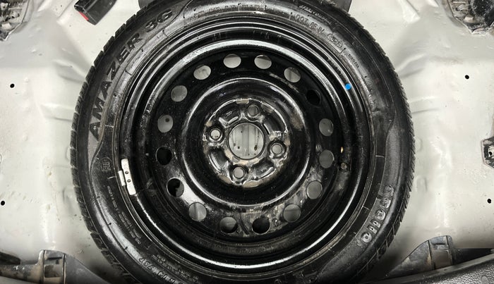 2015 Maruti Wagon R 1.0 LXI, Petrol, Manual, 67,803 km, Spare Tyre