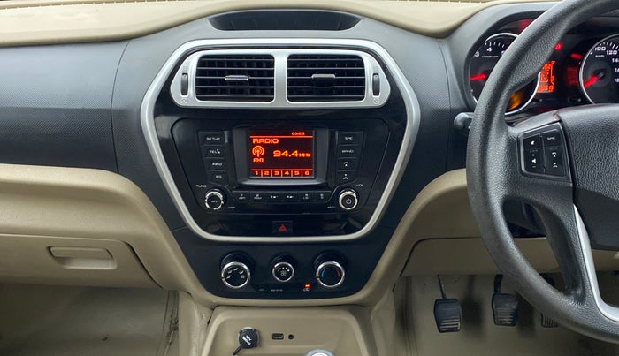 2017 Mahindra TUV300 T8, Diesel, Manual, 83,855 km, Air Conditioner