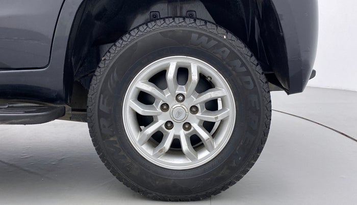 2017 Mahindra TUV300 T8, Diesel, Manual, 83,855 km, Left Rear Wheel