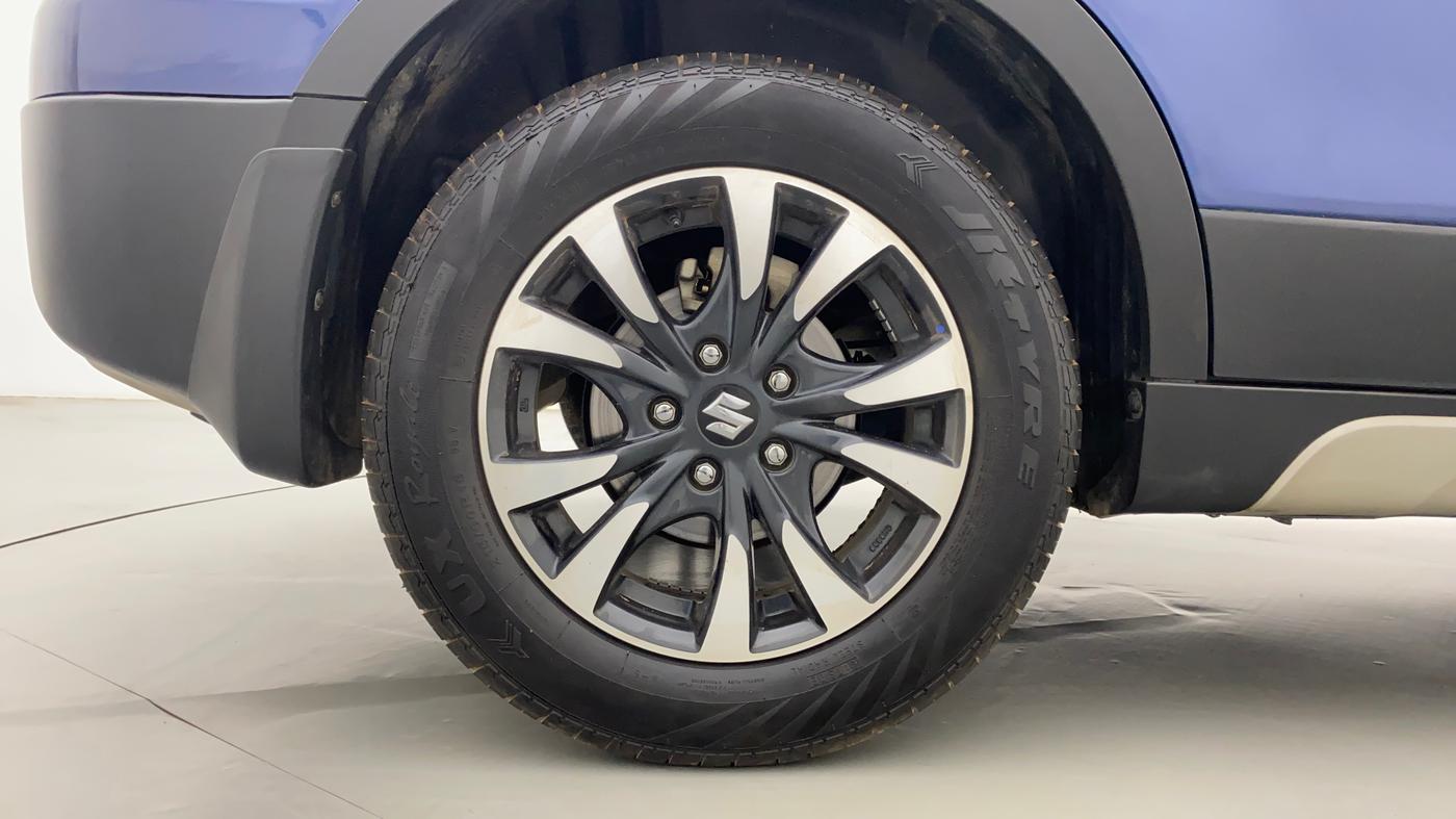 2017 Maruti S Cross ALPHA 1.3, Diesel, Manual, 41,388 km, Right Rear Wheel