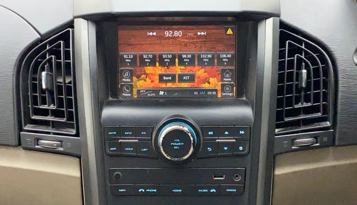 2016 Mahindra XUV500 W10, Diesel, Manual, 64,061 km, Infotainment System