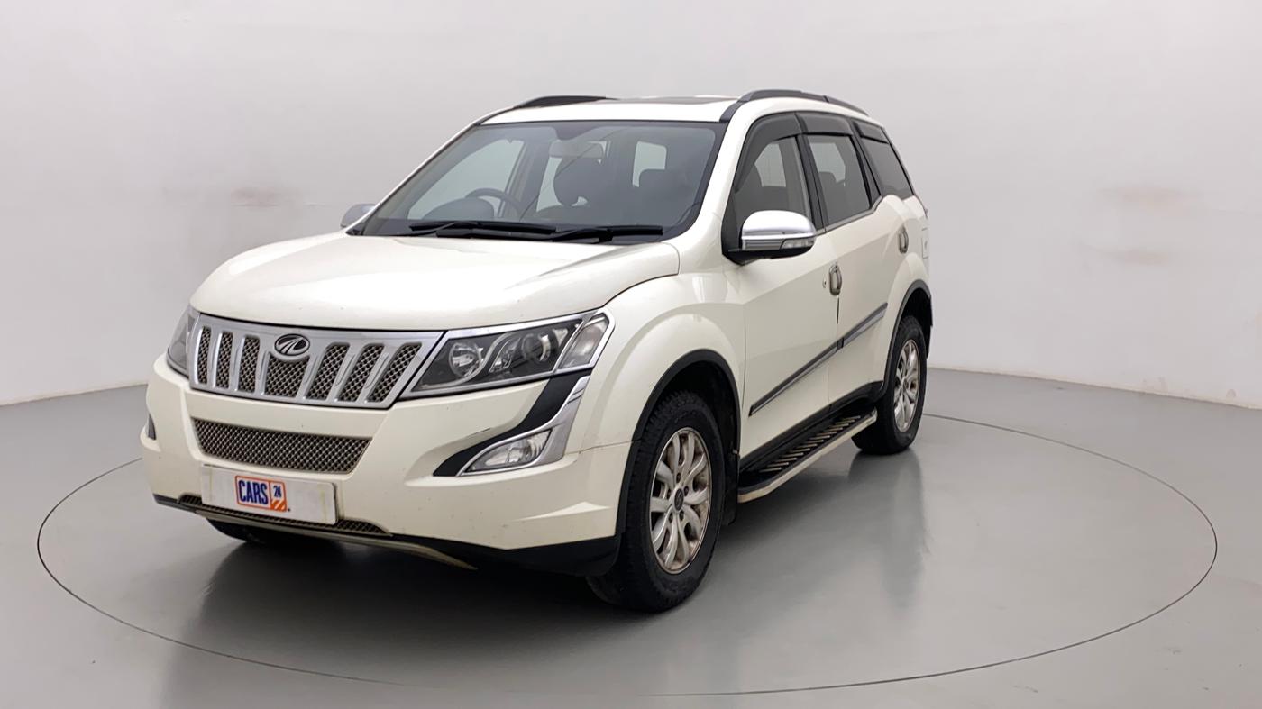 2016 Mahindra XUV500 W10, Diesel, Manual, 64,061 km, Left Front Diagonal
