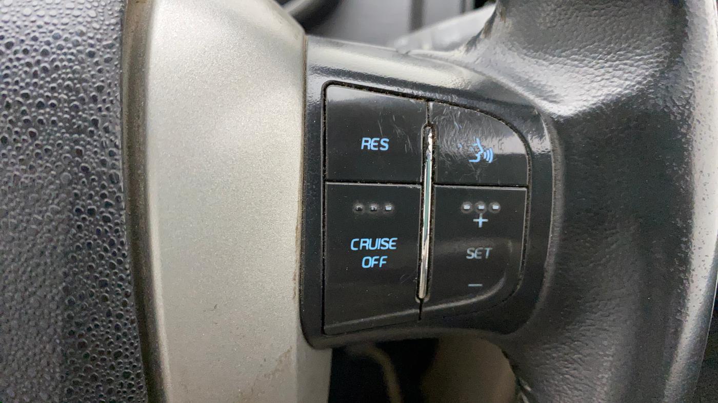 2016 Mahindra XUV500 W10, Diesel, Manual, 64,061 km, Adaptive Cruise Control