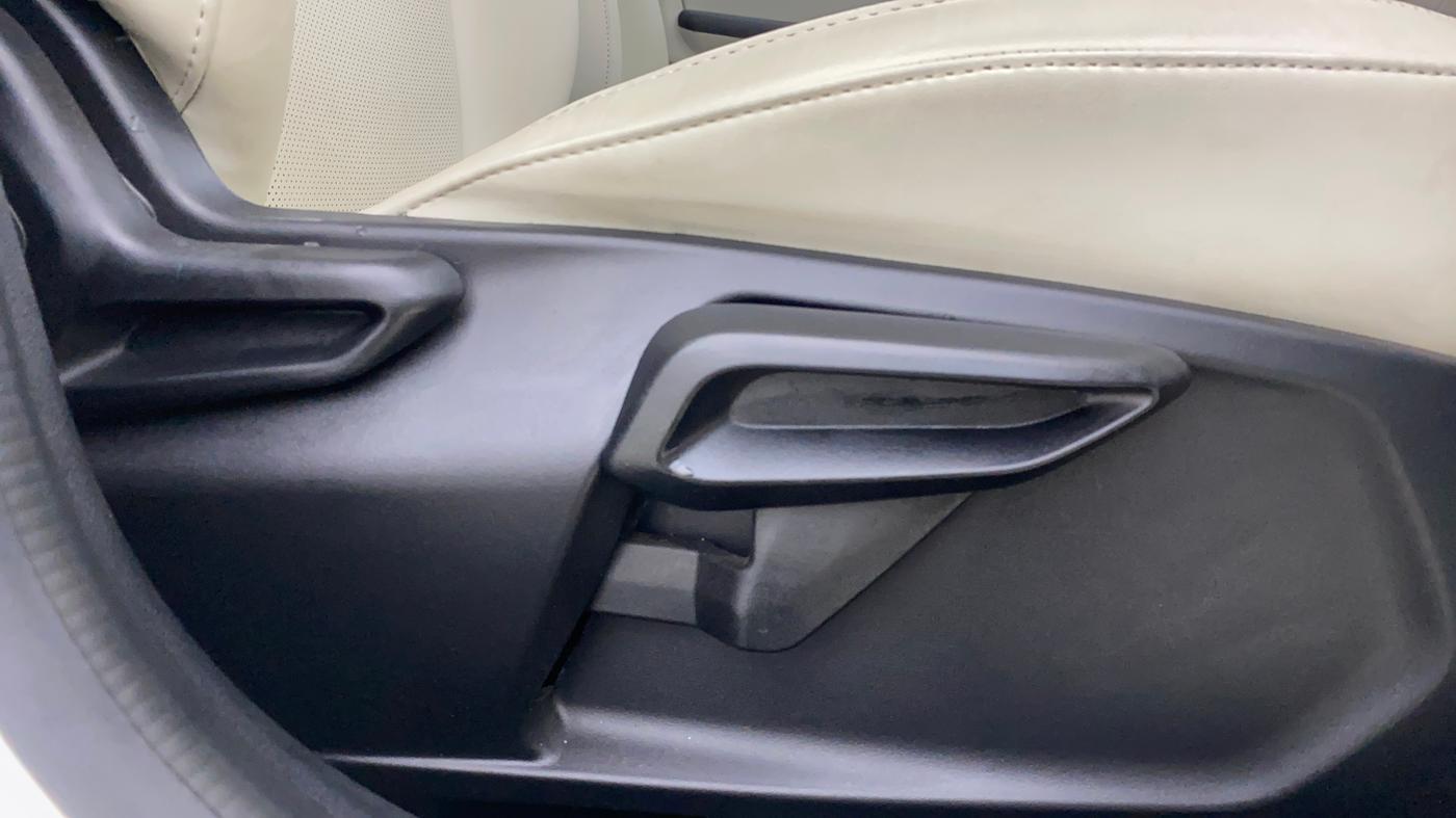 2024 Tata TIGOR XZA Plus iCNG , CNG, Automatic, 9,187 km, Driver Side Adjustment Panel