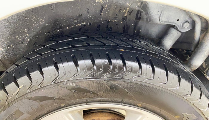 2016 Maruti Wagon R 1.0 VXI, Petrol, Manual, 76,637 km, Left Rear Tyre Tread