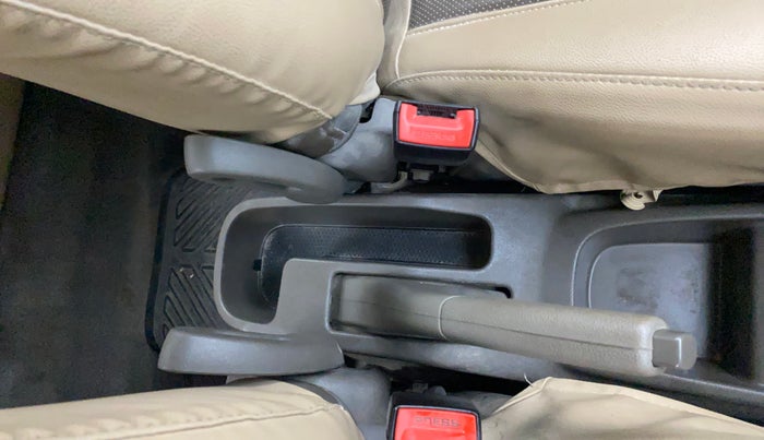 2013 Hyundai i10 SPORTZ 1.2, Petrol, Manual, 57,803 km, Driver Side Adjustment Panel