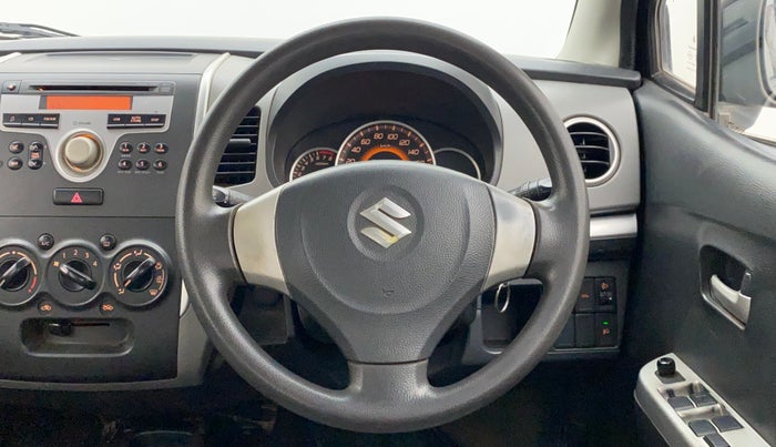 2011 Maruti Wagon R 1.0 VXI, Petrol, Manual, 1,21,464 km, Steering Wheel Close Up