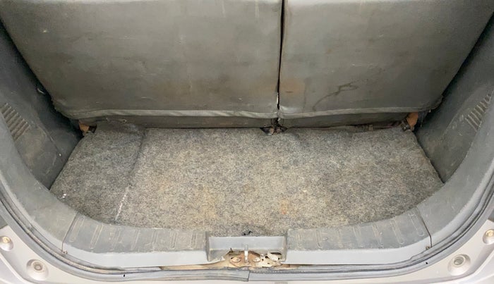 2011 Maruti Wagon R 1.0 VXI, Petrol, Manual, 1,21,464 km, Boot Inside