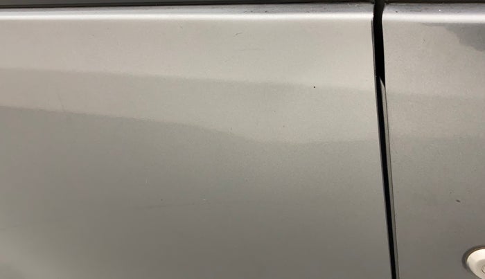 2011 Maruti Wagon R 1.0 VXI, Petrol, Manual, 1,21,464 km, Right rear door - Slightly dented