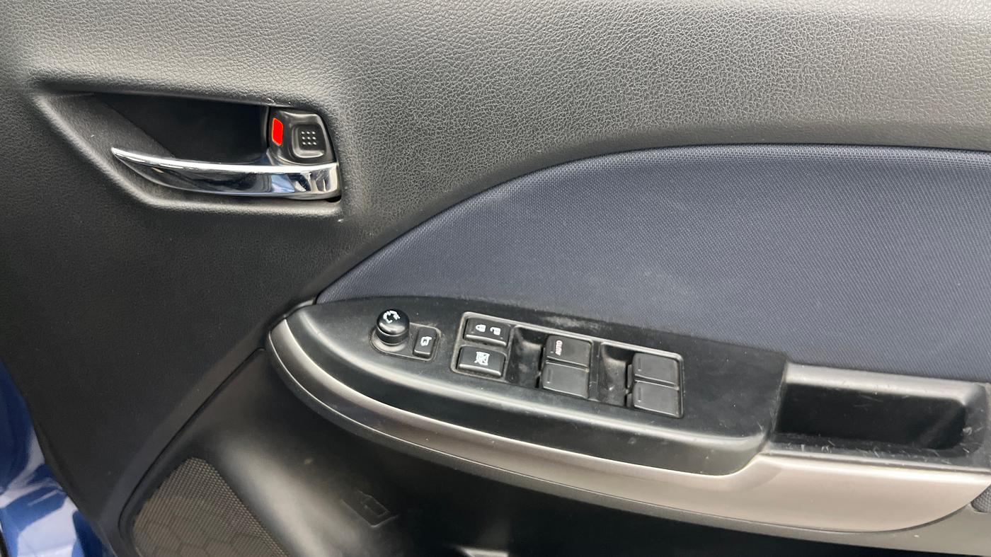 2021 Maruti Baleno ZETA PETROL 1.2, Petrol, Manual, 90,950 km, Driver Side Door Panels Control