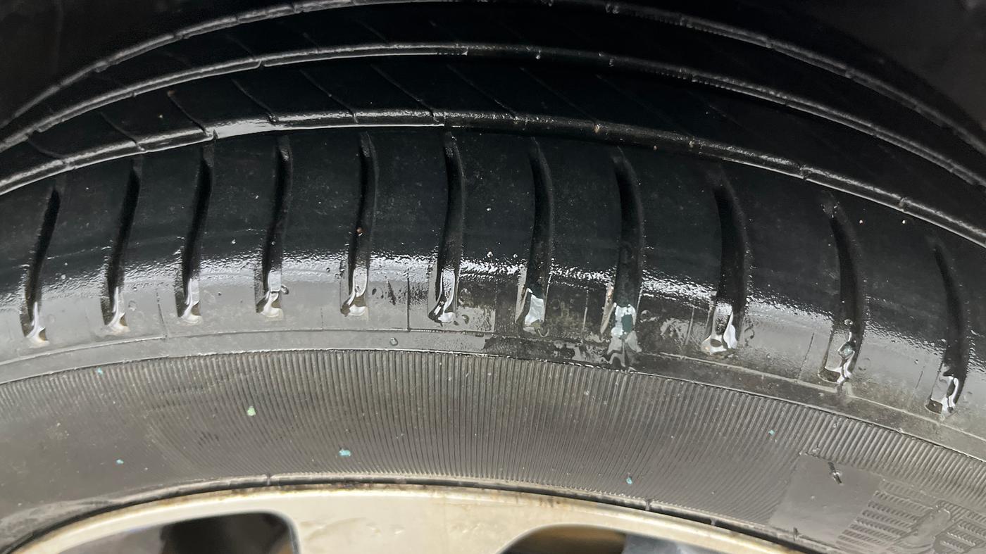 2021 Maruti Baleno ZETA PETROL 1.2, Petrol, Manual, 90,950 km, Right Front Tyre Tread
