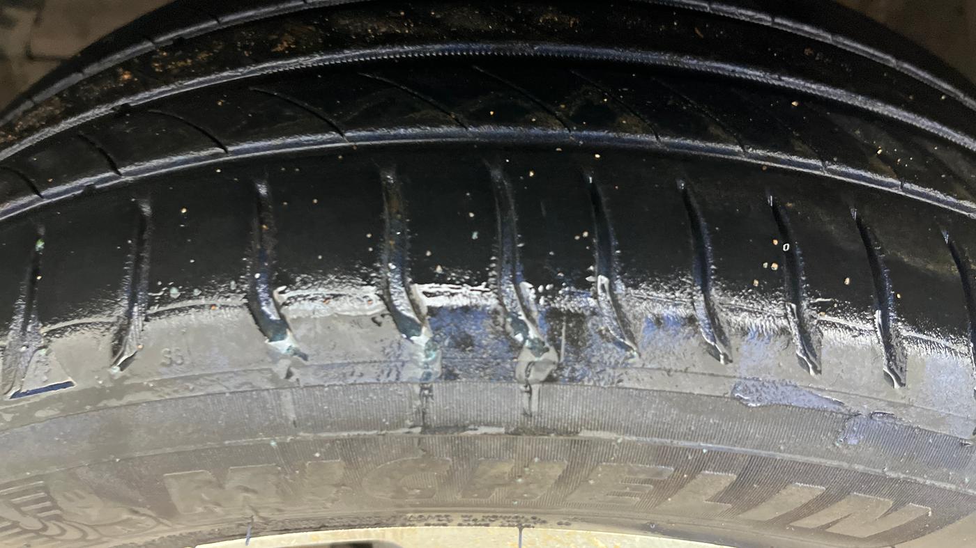 2021 Maruti Baleno ZETA PETROL 1.2, Petrol, Manual, 90,950 km, Left Front Tyre Tread