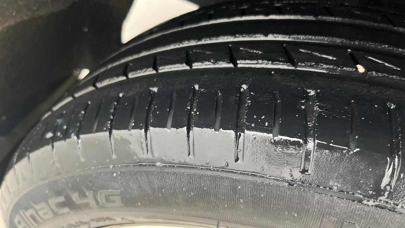 2021 Maruti Baleno ZETA PETROL 1.2, Petrol, Manual, 90,950 km, Right Rear Tyre Tread