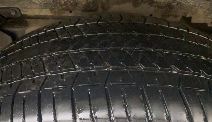 2016 Mahindra Scorpio S10 AT, Diesel, Automatic, 1,41,218 km, Left Rear Tyre Tread