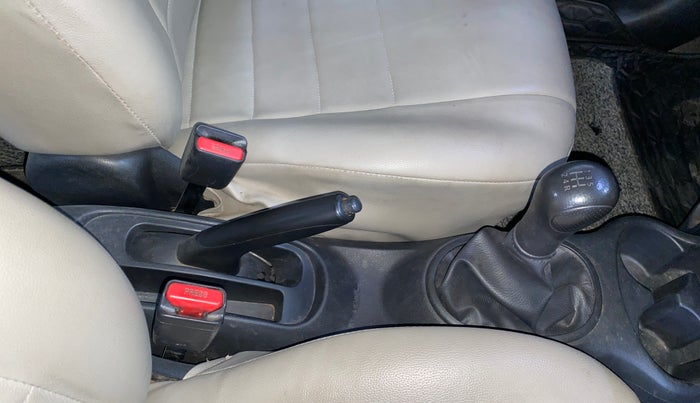 2015 Nissan Micra Active XL, Petrol, Manual, 77,765 km, Gear Lever