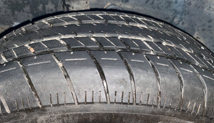 2015 Nissan Micra Active XL, Petrol, Manual, 77,765 km, Right Rear Tyre Tread